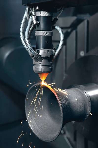 DMG MORI's additive manufacturing process in action