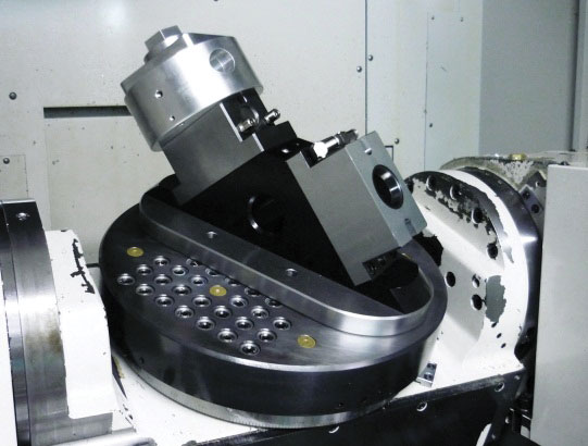 BIG Kaiser's workholding systems with a flexible platen.